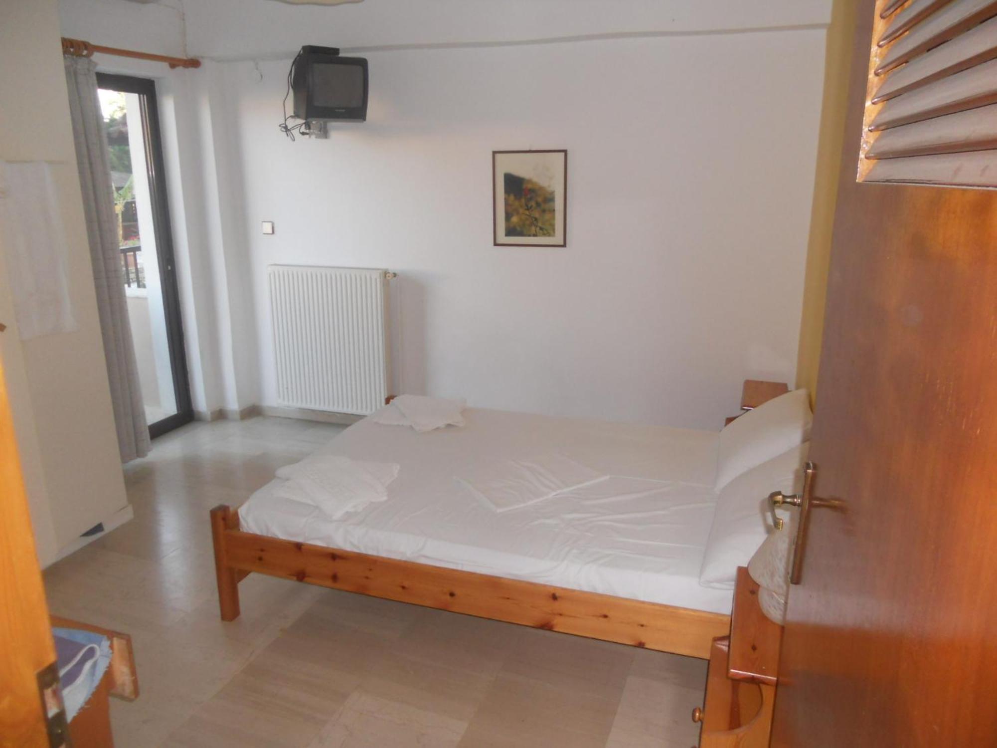 Assimakis Hotel Finikounta Bagian luar foto