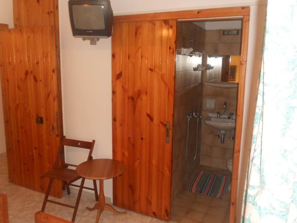 Assimakis Hotel Finikounta Ruang foto